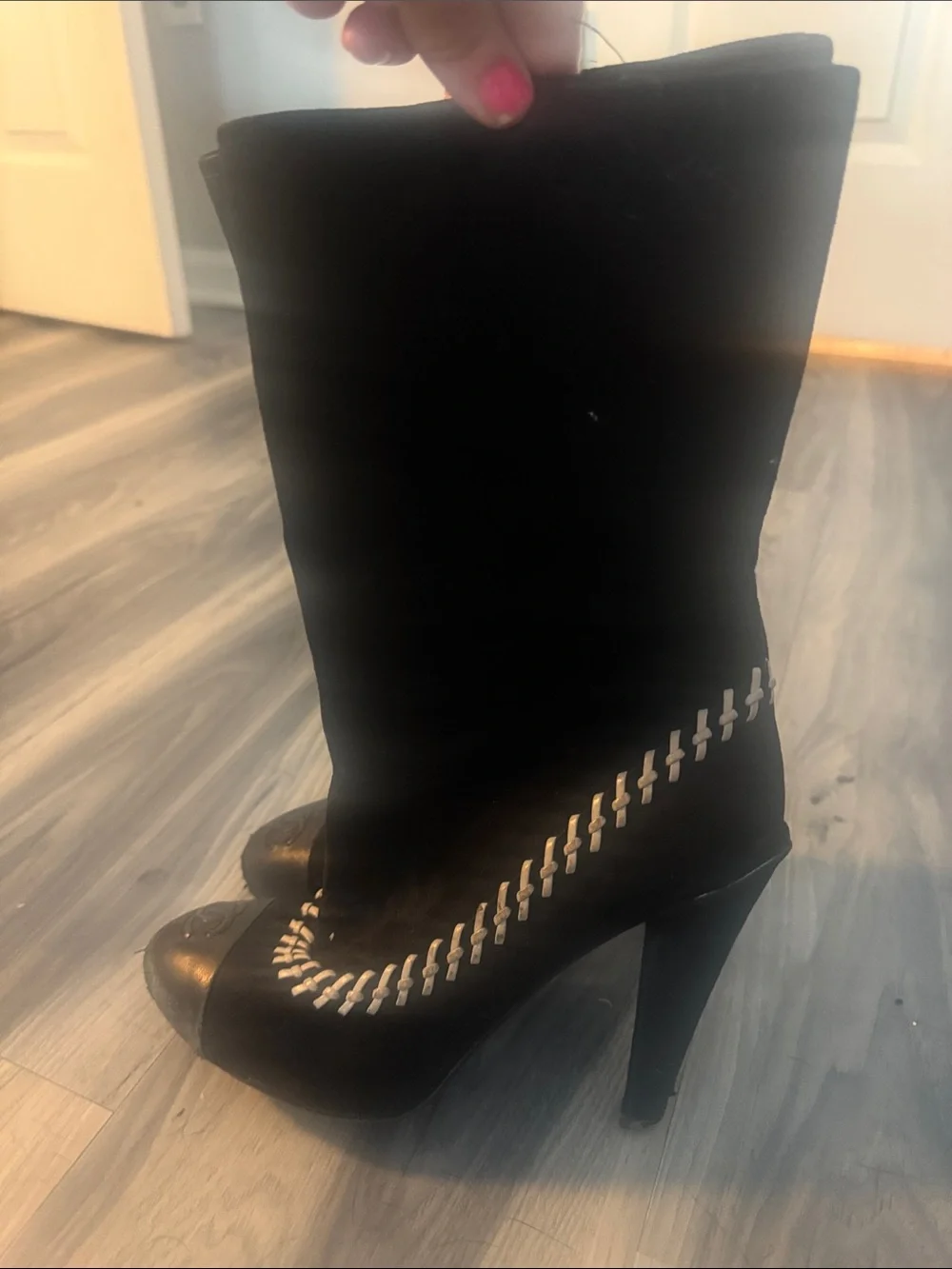 Authentic Chanel black and white stitched suede and leather boots 38 8